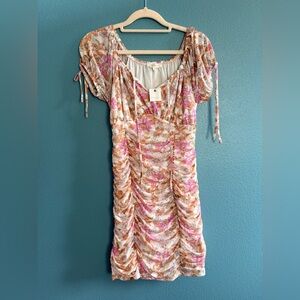 NWT Floral Ruched Puff-Sleeve Midi Dress in Pink & Tan